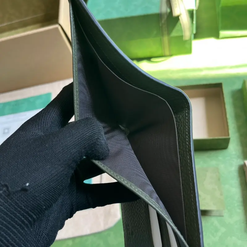 739475 CM 3 High-Quality Bags - Image 9