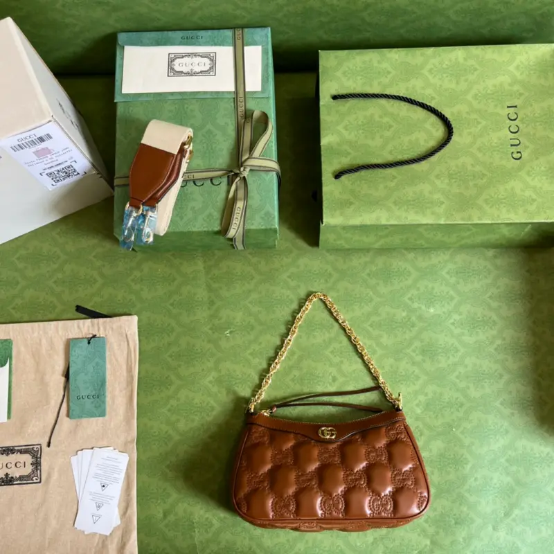 735049 CM 4 High-Quality Bags - Image 9