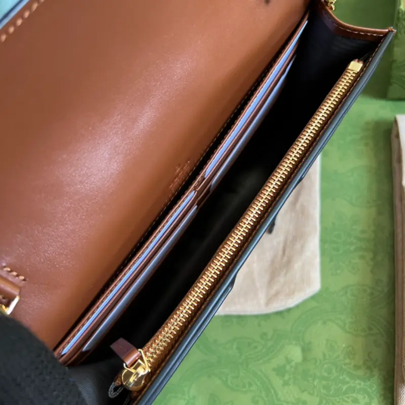 723787 CM 5 High-Quality Bags - Image 9