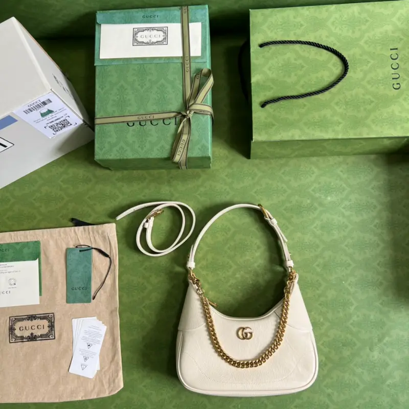 731817 CM 6 High-Quality Bags - Image 9