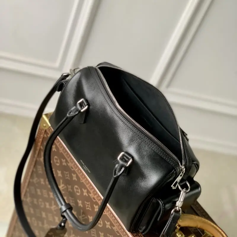 M12934 17x12x28cm High Quality Bags - Image 9