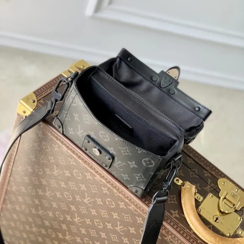 M11743 19x15x7cm High Quality Bags - Image 9