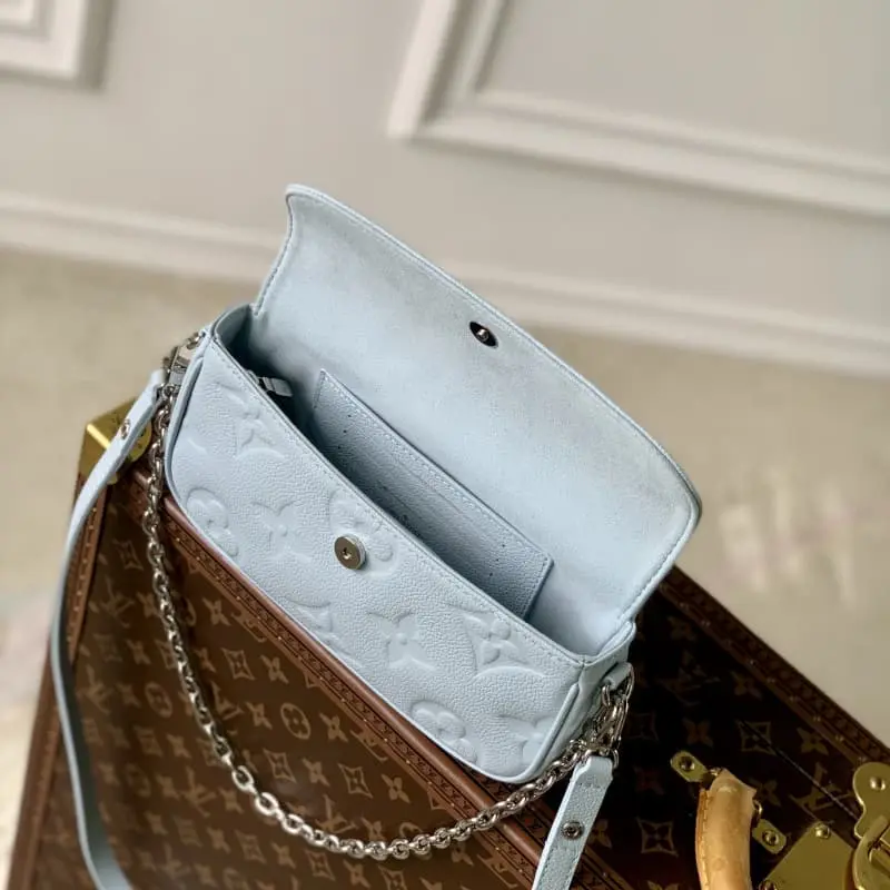 M83637 23.5x12x4.3cm High Quality Bags - Image 9