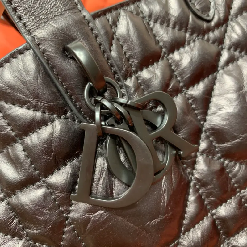 ML202 High Quality Bags - Image 9