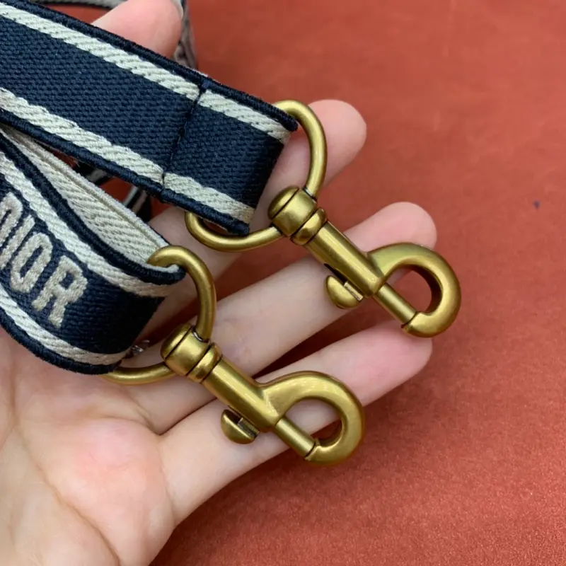 ML205 High Quality Bags - Image 9