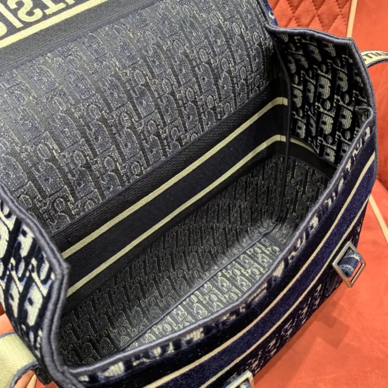 ML193 3 High Quality Bags - Image 9