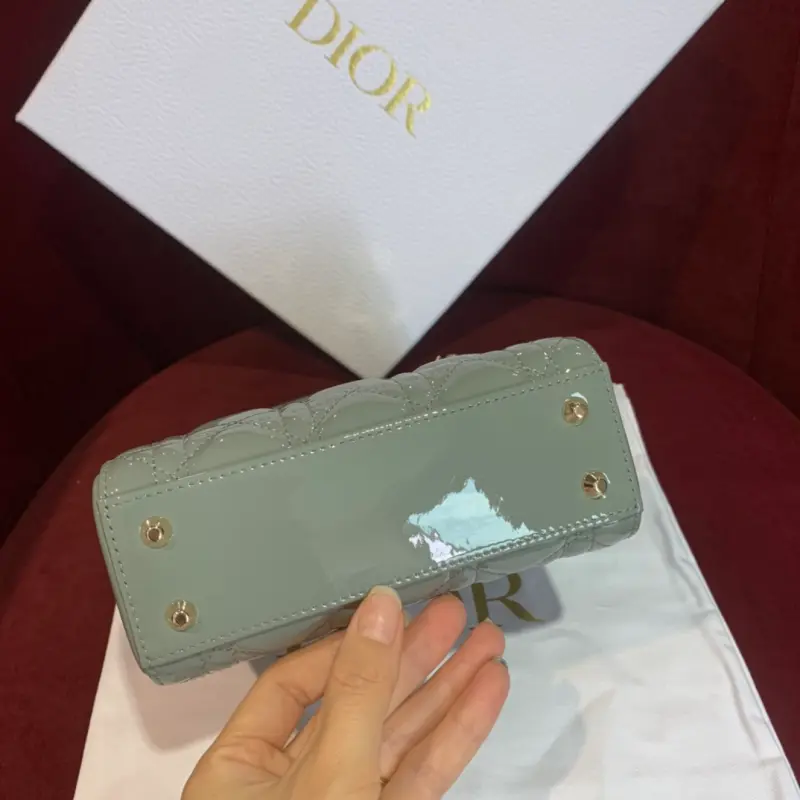 ML181 2 High Quality Bags - Image 8