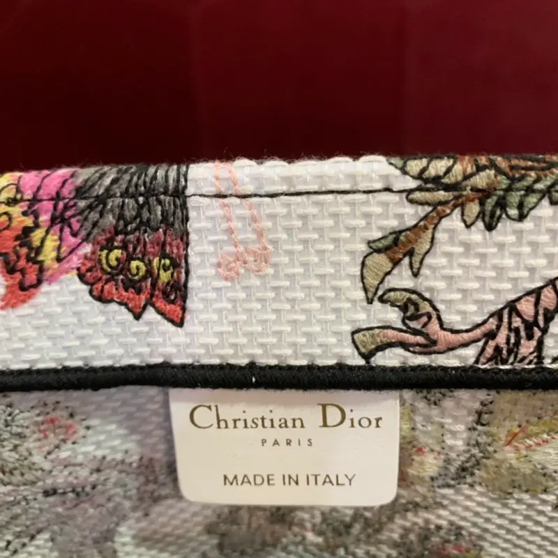 ML166 1 High Quality Bags - Image 8