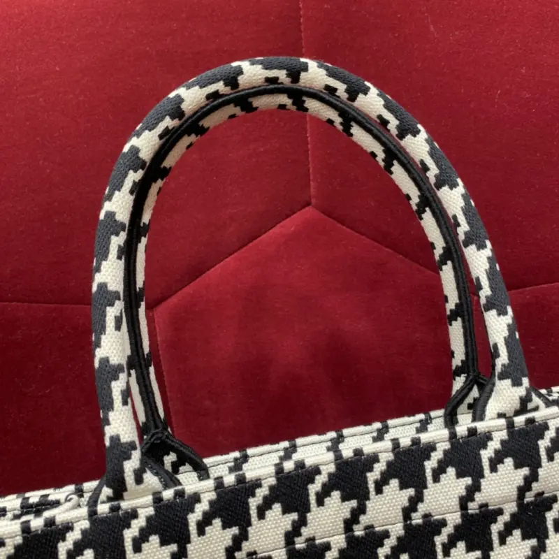 ML153 36cm High Quality Bags - Image 8