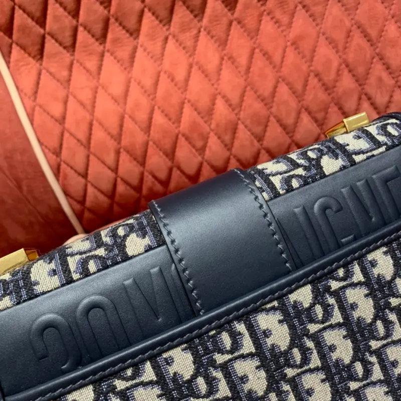 ML140 High Quality Bags - Image 9