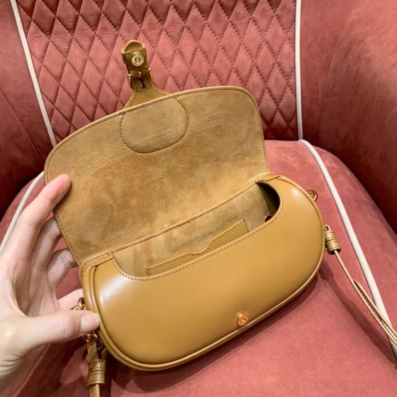 ML118 High Quality Bags - Image 9