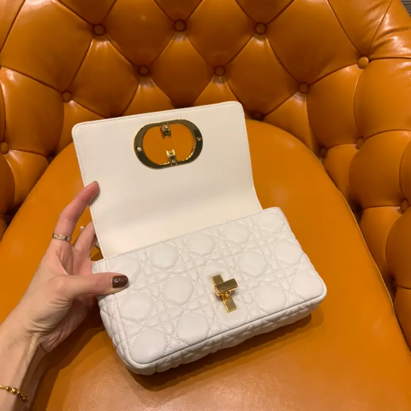 ML102 1 High Quality Bags - Image 8