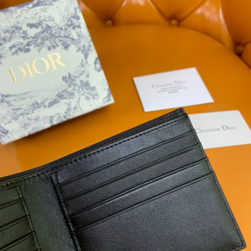 ML95 High Quality Bags - Image 9