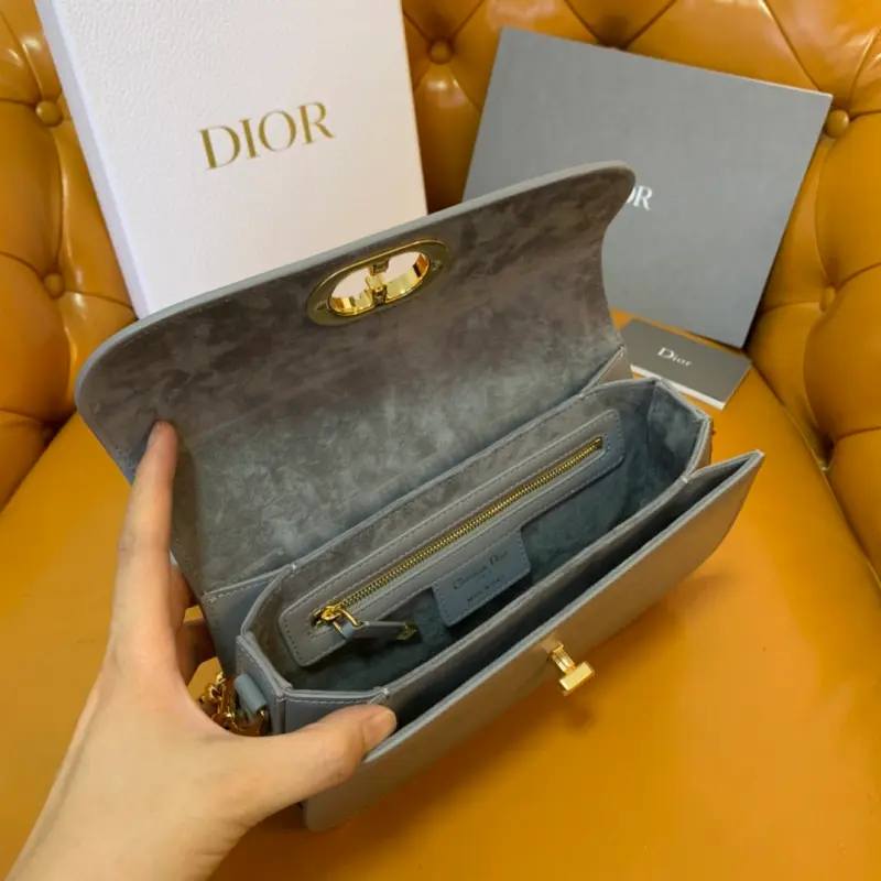 ML93 High Quality Bags - Image 9