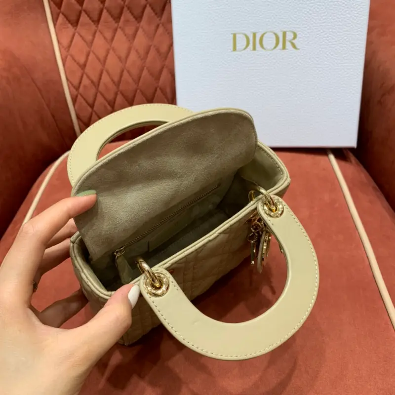 ML70 High Quality Bags - Image 9