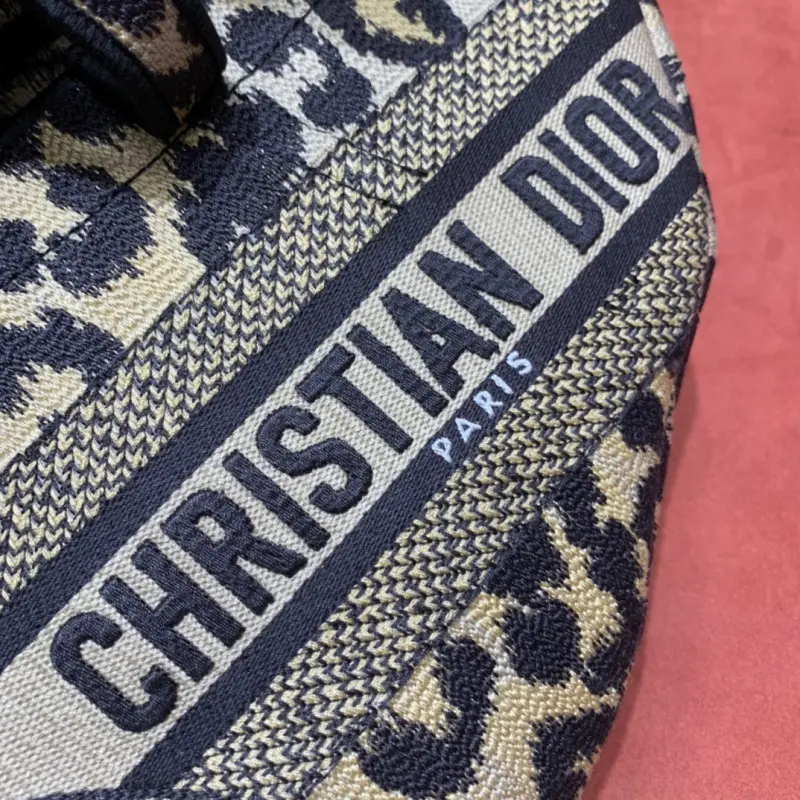 ML68 High Quality Bags - Image 10