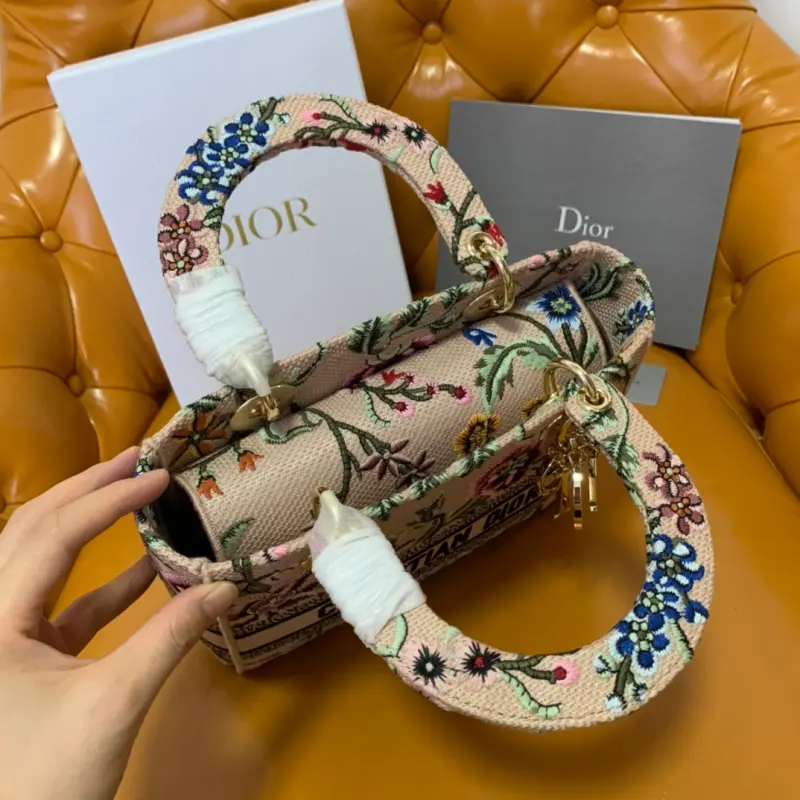 ML52 High Quality Bags - Image 9