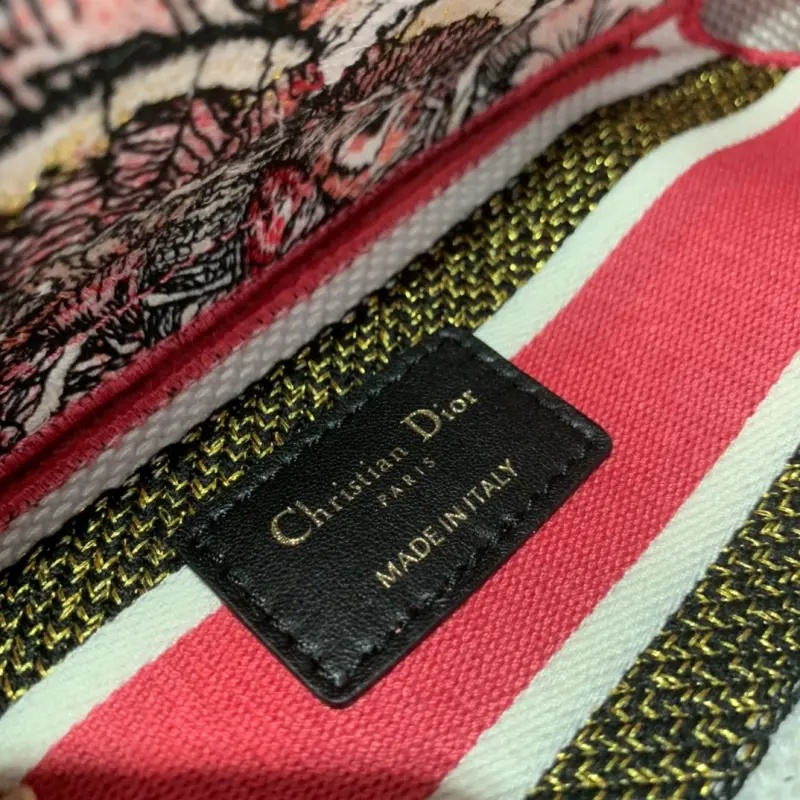 ML49 High Quality Bags - Image 9