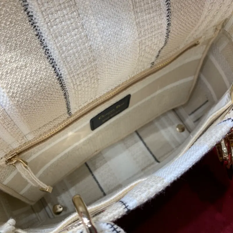 ML34 High Quality Bags - Image 9