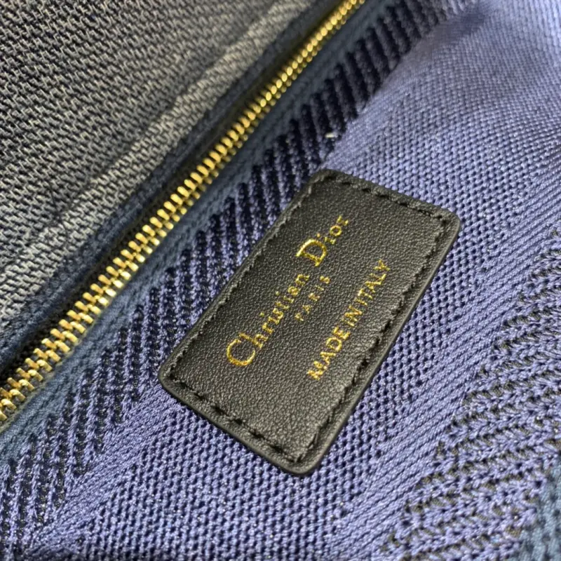 ML19 High Quality Bags - Image 9