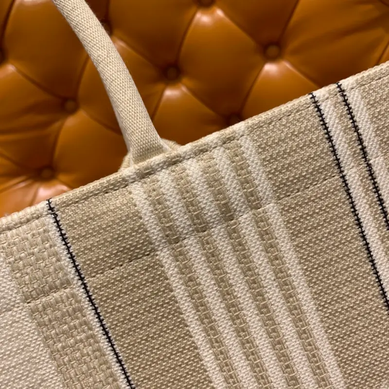 ML4 High Quality Bags - Image 8