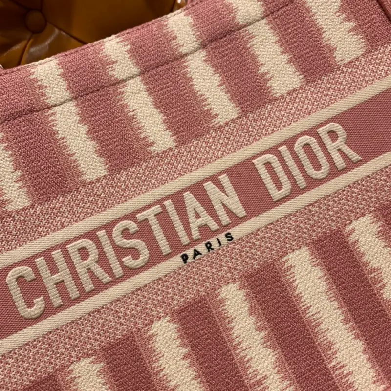 ML3 1 High Quality Bags - Image 9