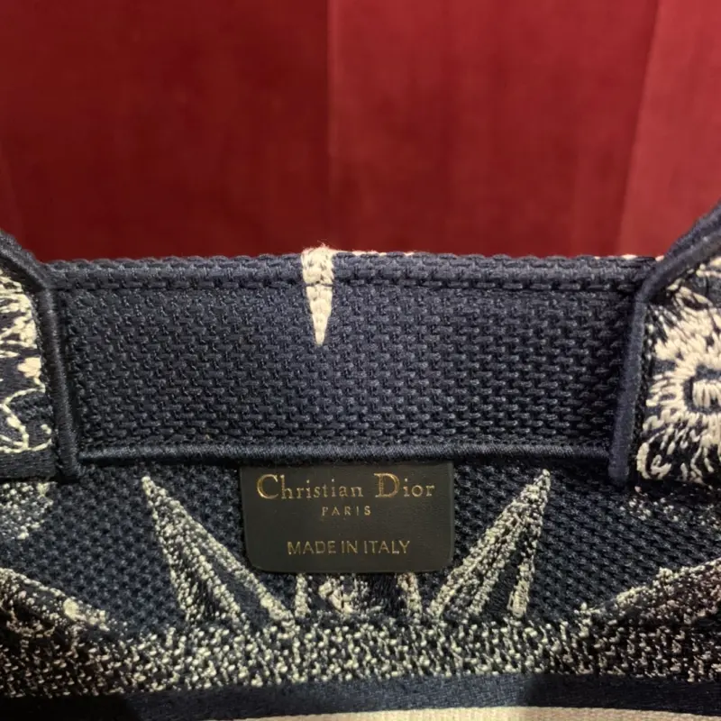 ML192 3 High Quality Bags - Image 7