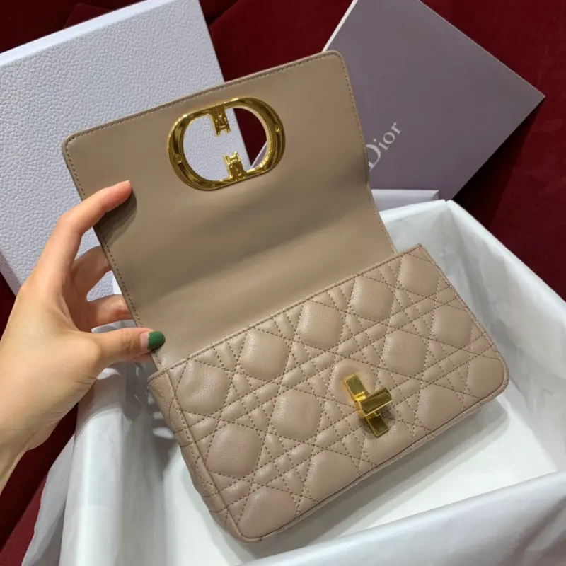 ML125 5 High Quality Bags - Image 8