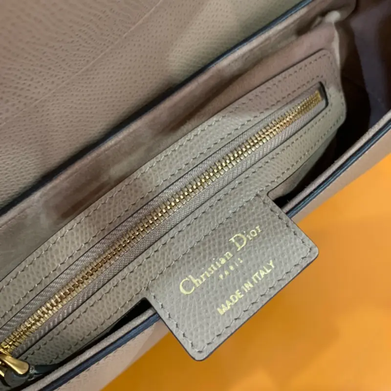 ML61 High Quality Bags - Image 9