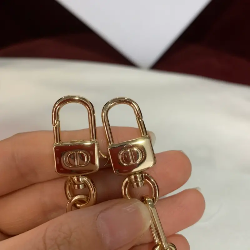 ML16 3 High Quality Bags - Image 9