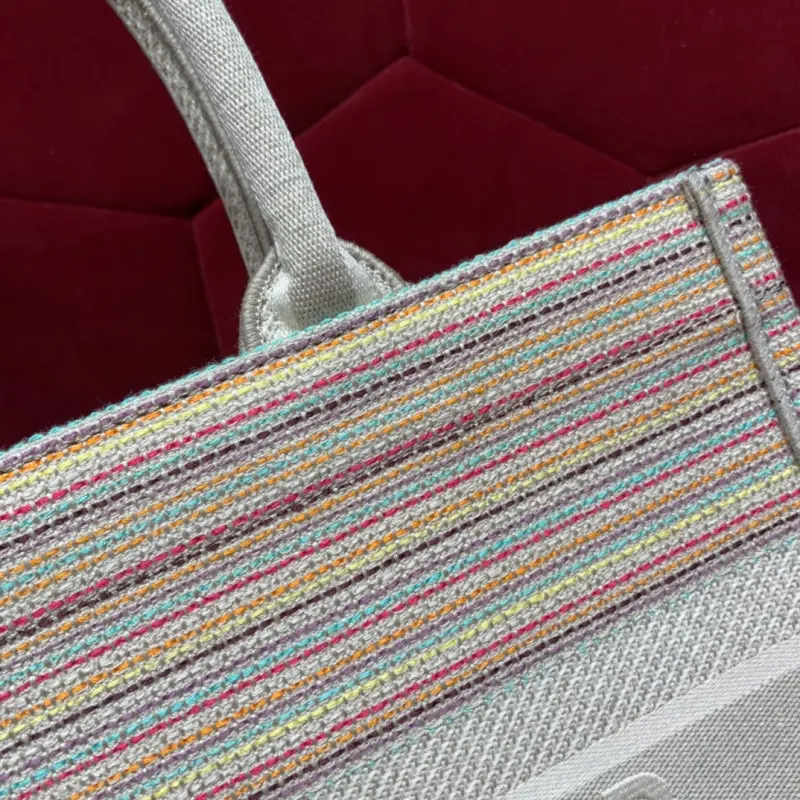 ML11 High Quality Bags - Image 10