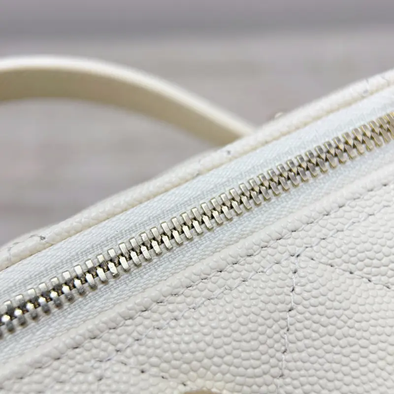 25c Handle Box High Quality Bags - Image 13