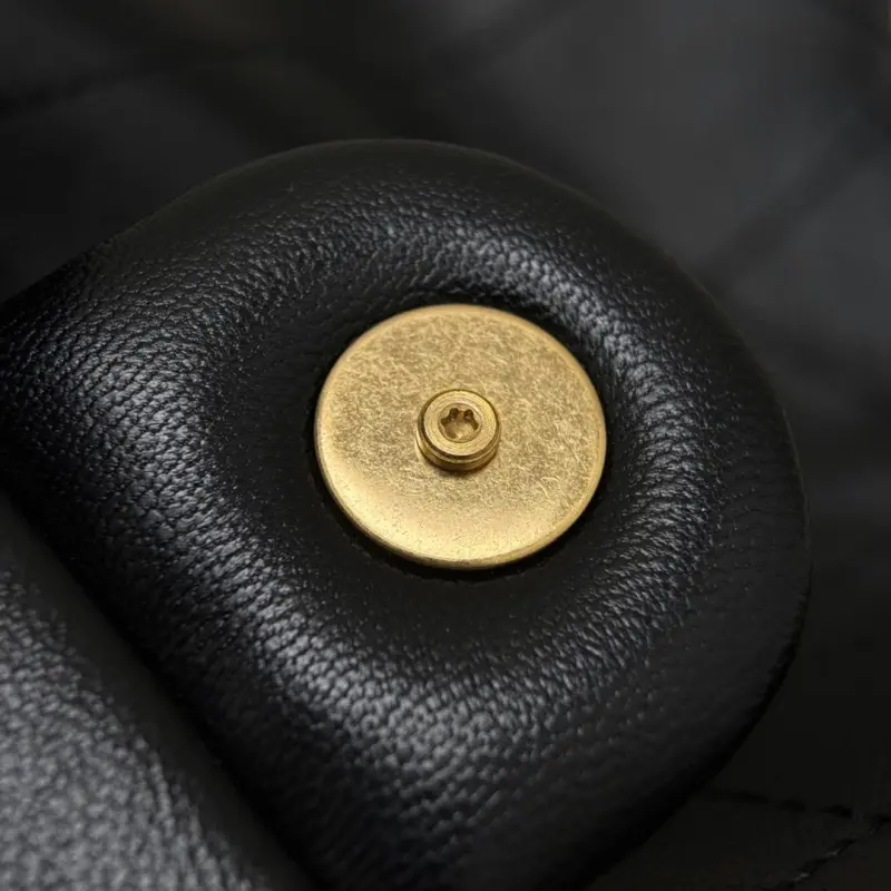 25c Backpack CM 2 High Quality Bags - Image 12