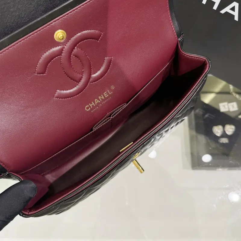 Medium 25cm Sheepskin CM 22 High Quality Bags - Image 9