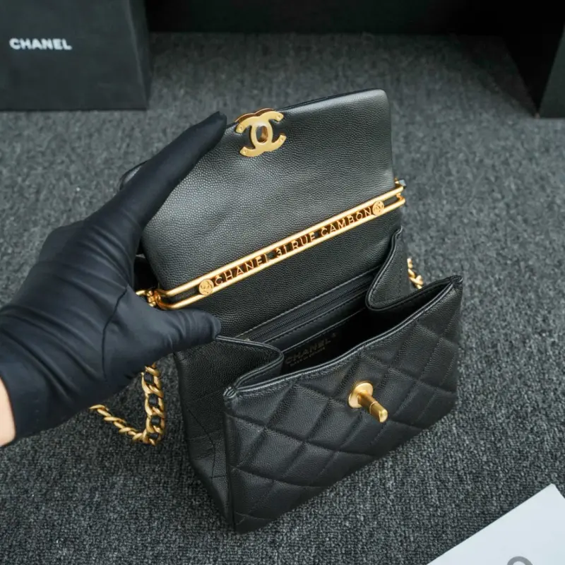 24s Handle Mailman CM 1 High Quality Bags - Image 13