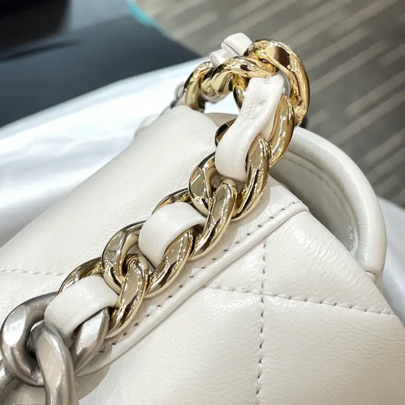 19Bag Small 26cm CM 8 High Quality Bags - Image 9