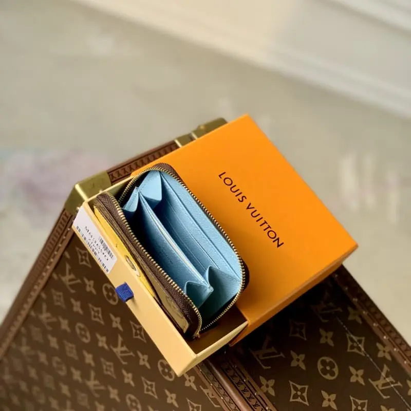 M83690 Little Yellow Duck HH124 11x8x2cm High Quality Bags - Image 9