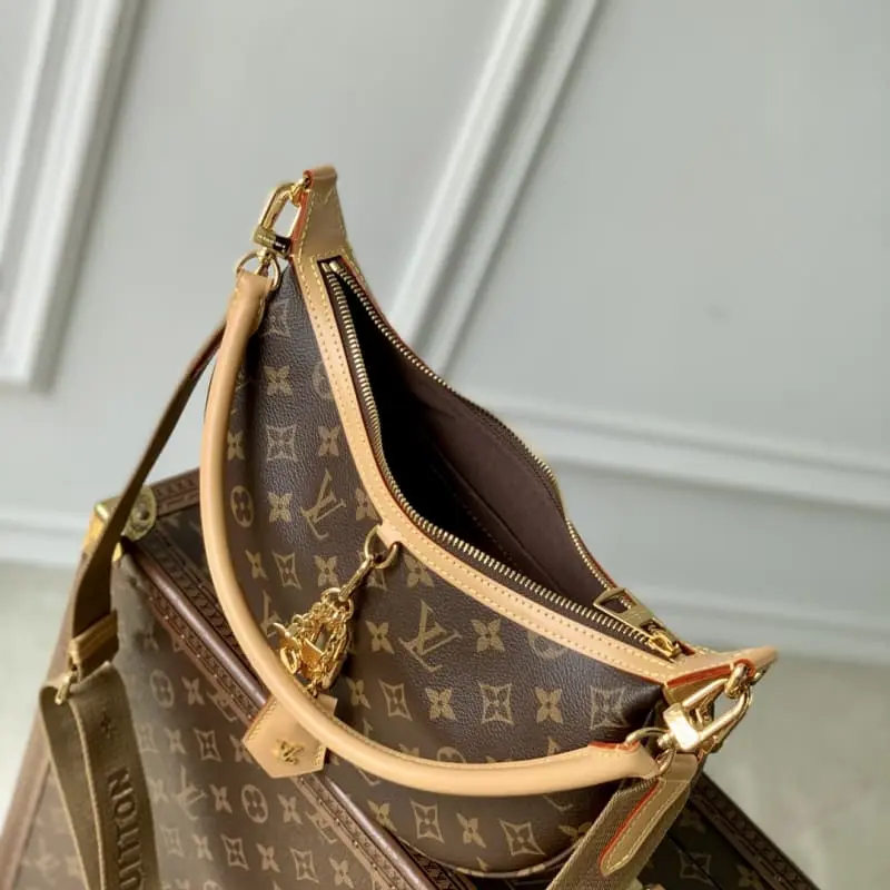 M12939 22x9x33cm High Quality Bags - Image 9