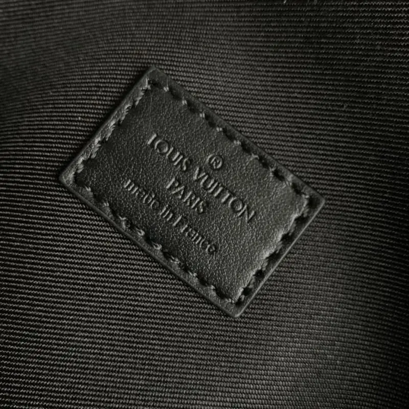 M23955 BlackMedium 33x19x9cm High Quality Bags - Image 8