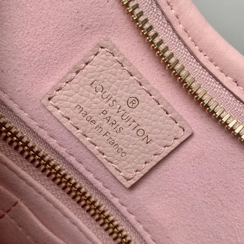 M47147 43x33x18.5cm High Quality Bags - Image 8