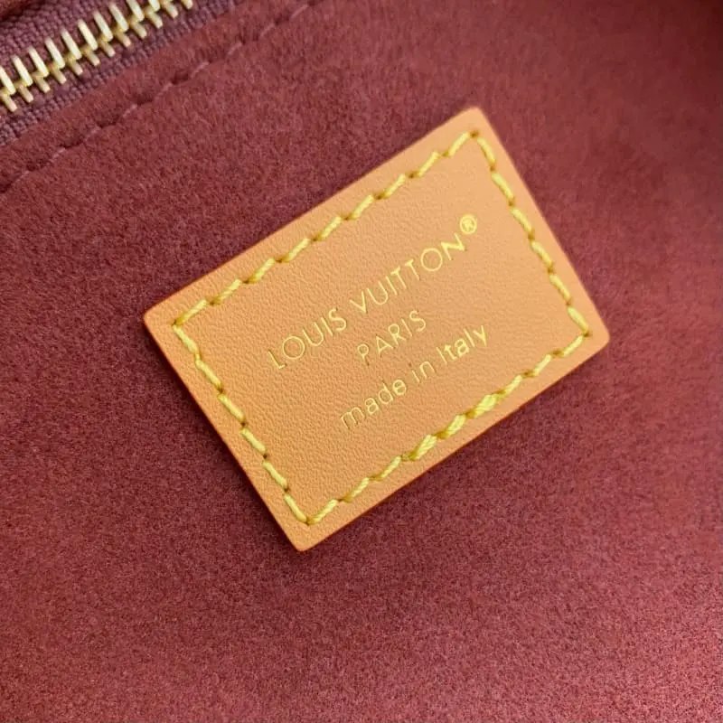 M13014 17x10x26cm High Quality Bags - Image 8