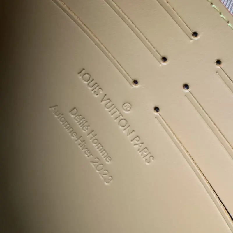 M41696 Slide Plate, Chip Version 27x21x3cm High Quality Bags - Image 8