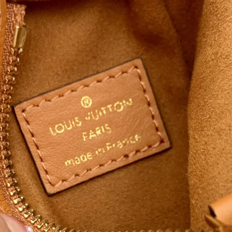 M23817 Brown 18x12.5x8cm High Quality Bags - Image 8