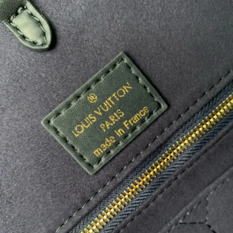 M47084 35x27x14cm High Quality Bags - Image 8