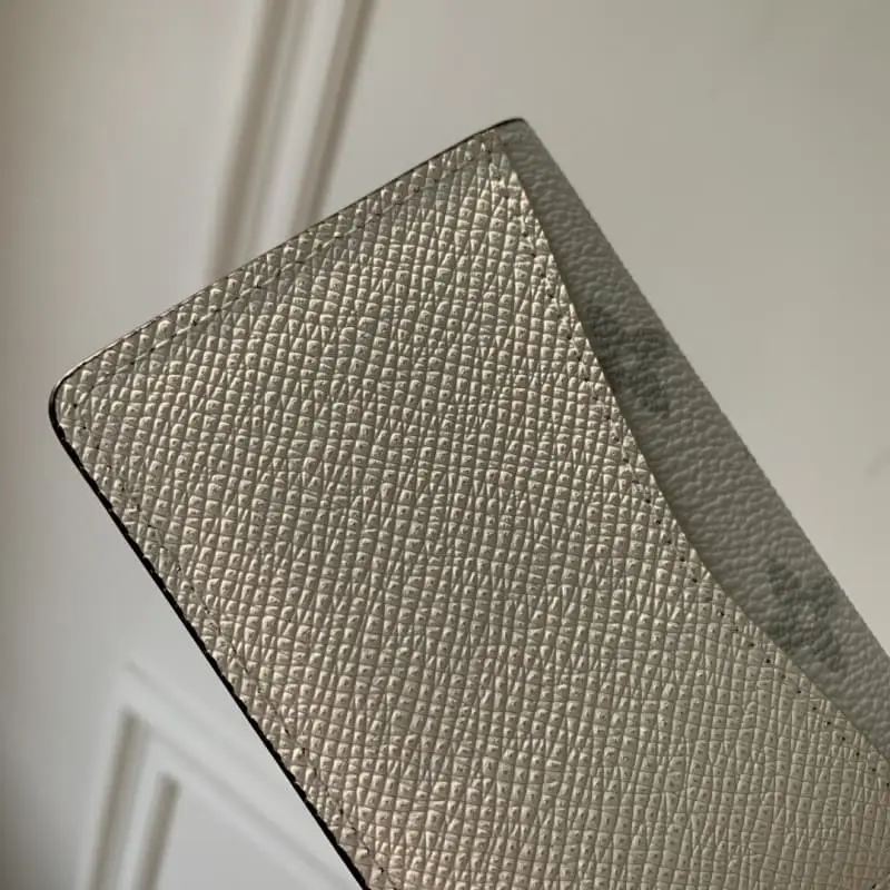 M83095 White 8x11x1cm High Quality Bags - Image 7