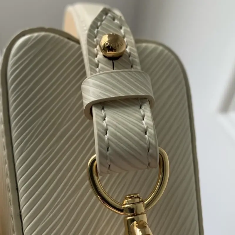 M24550 Offwhite 23.5x12x7cm High Quality Bags - Image 8