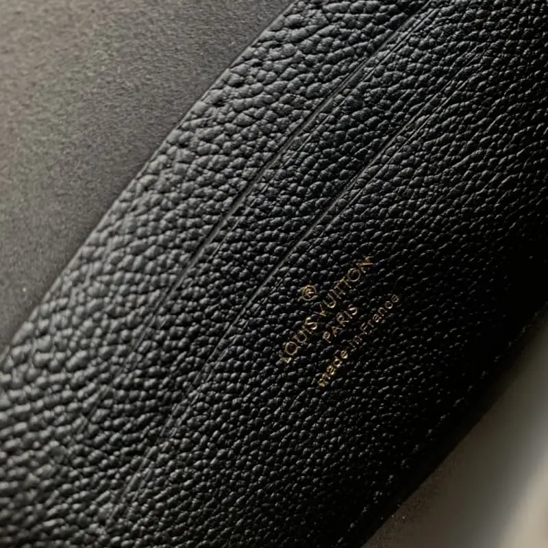 M83233 S1 22x15x5.5cm High Quality Bags - Image 7