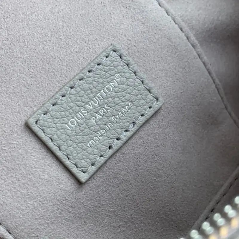 M13593 11.5x6.5x19cm High Quality Bags - Image 8