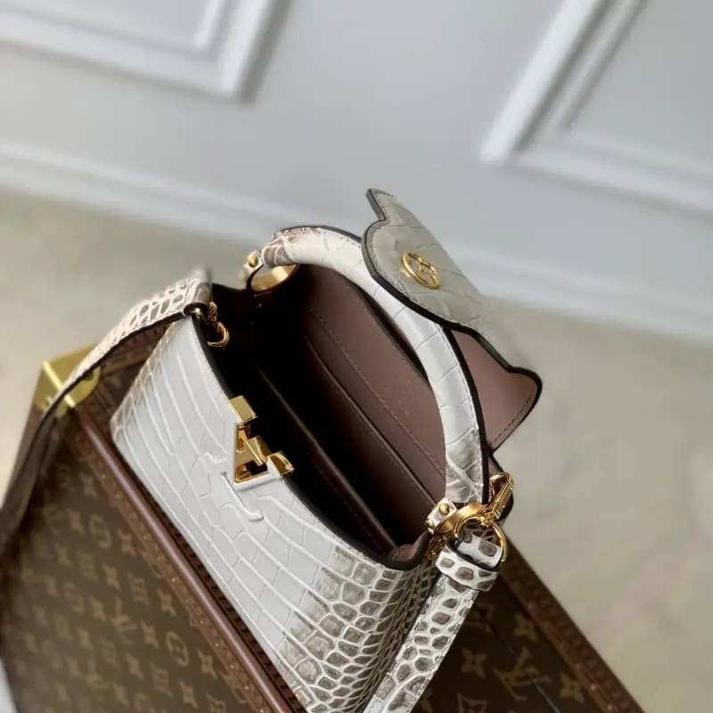 M48865 21x14x8cm High Quality Bags - Image 8