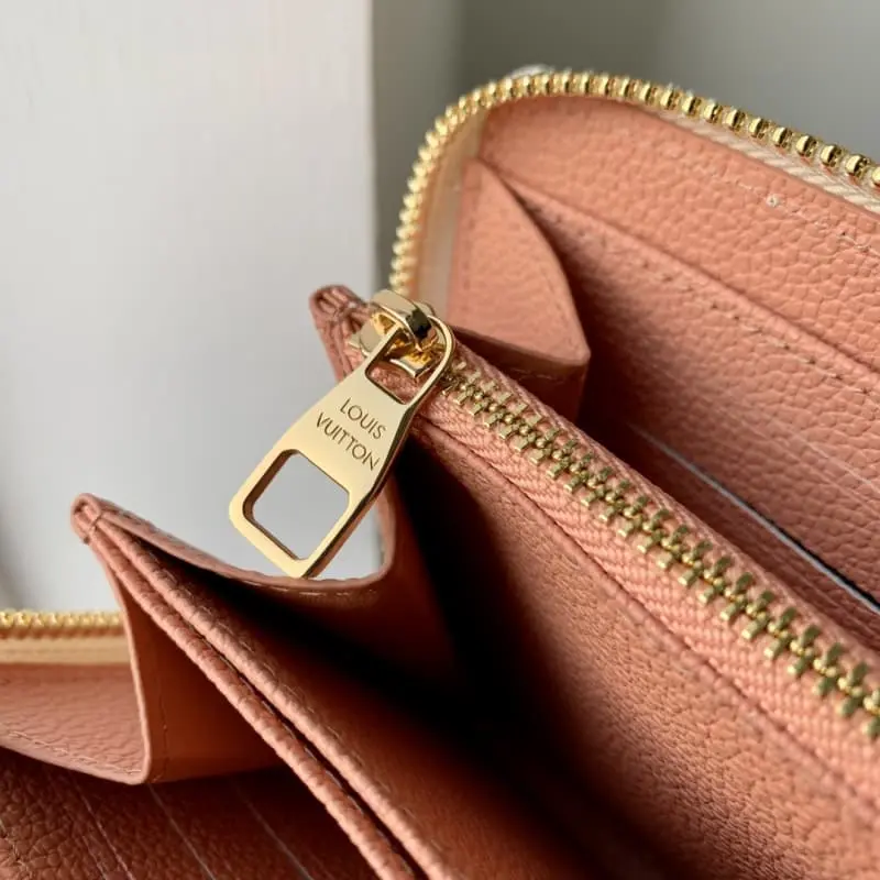 M69794 S1 19x10.5x2.5cm High Quality Bags - Image 8